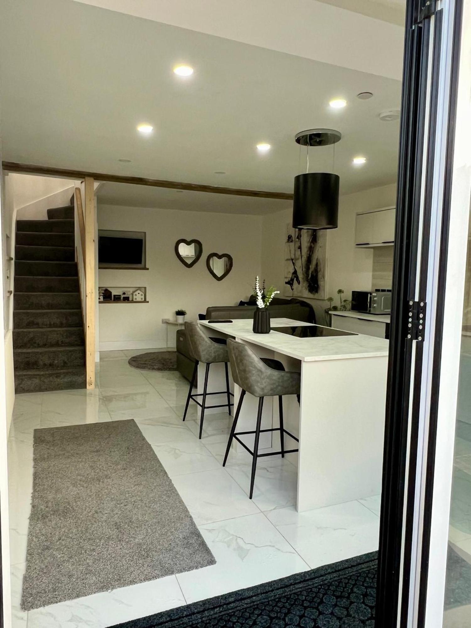 Lewys Tai Bach Vila Aberaman Exterior foto